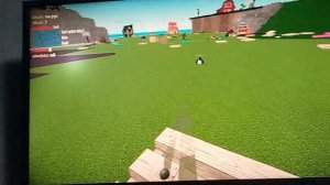 играем в сбросить людей и вещи по приколу