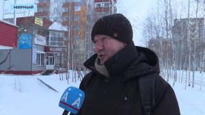 Должен ли муж платить зарплату жене?