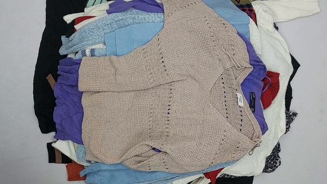 Свитера легкие  секонд оптом 4 пак