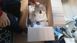 вторая коробка сюрприз с вещами