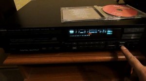 Yamaha CDX 900D CD проигрыватель пр-во Японии 100V