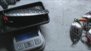 Блесна Фантастик.Ассиметричная колебалка.Игра Огонь.