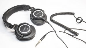 Распаковка наушников 28 000 Гц  YANMAI D98