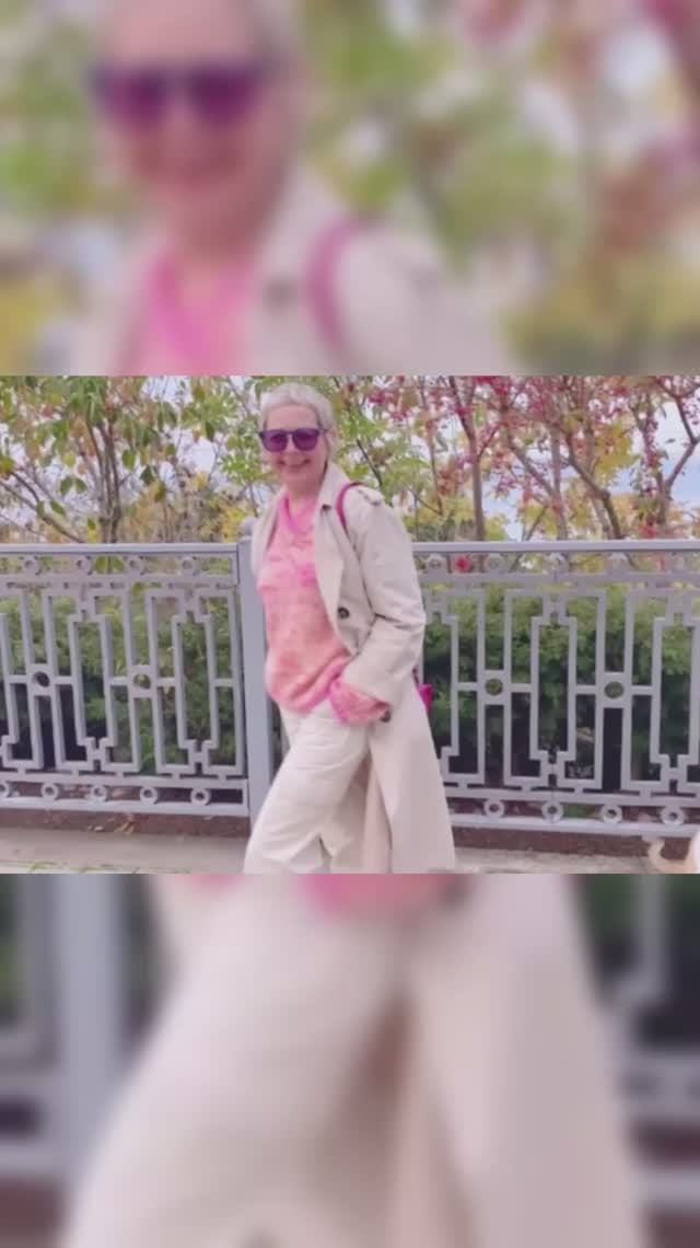 Пуловер из секционно-меланжевой пряжи.shorts