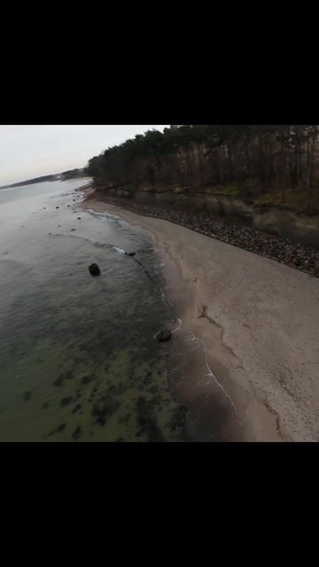 Crazy😈drone🛸stunts🤯over🌄the🌊sea! Spans in☄️centimeters💫from🌊the🏖️beach 4