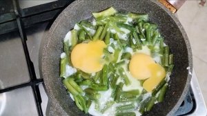 Яичница с фасолью