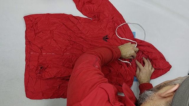 Куртки (90% мужские) брендовые  секонд оптом 1 пак