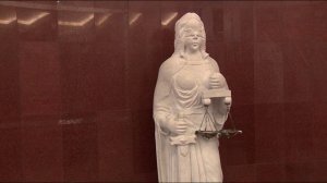 Дипломы тюменского вуза аннулируют из-за коррупционного пути их получения