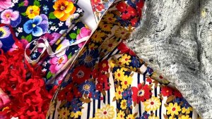 Что скрывается под юбкой у куклы: шьем грелку на чайник DIY мастер класс