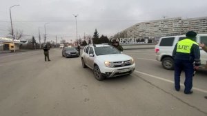 На Славянской площади поймали более 20 уклоняющихся "новых россиян" и 5 нелегалов