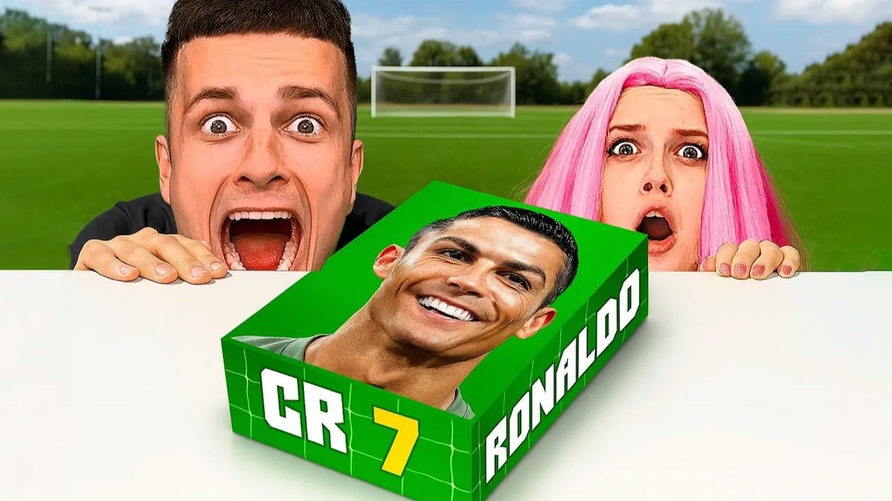 НЕ ВСКРЫВАЙ ЛЕГО КОМПЛЕКТ С CRISTIANO RONALDO в 3:00 НОЧИ !! смотреть онлайн
