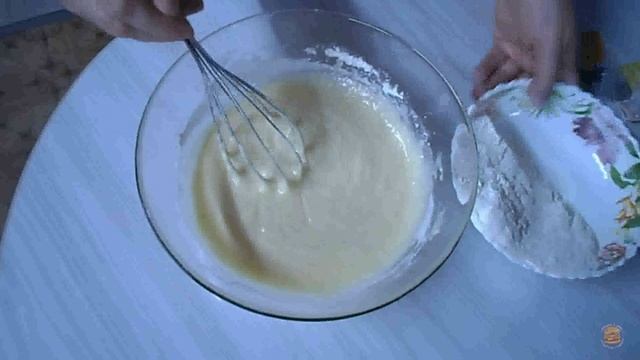 Сладкий пирог на скорую руку