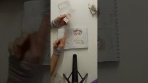 Я открываю пакетики! ребят подписывайтесь на мой канал пожалуйста ☺ извените что долго не снималась