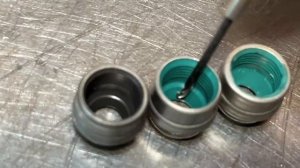 ☝️Маслосъёмные колпачки для ГБЦ BMW Двигатель_ М62 2002 г.в. ...- какого производителя выбрать_