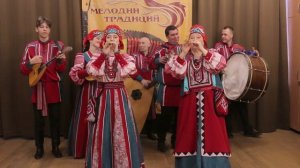 Светит месяц