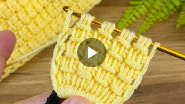 ПОВЯЗКА НА ГОЛОВУ КРЮЧКОМ В ТУНИССКОЙ ТЕХНИКЕ ВЯЗАНИЯ #тунисскоевязание #вязаниекрючком смотреть онлайн