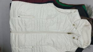 39992 Жилетки (безрукавки), 6пак, smanicati 1/2, секонд (extra) оптом