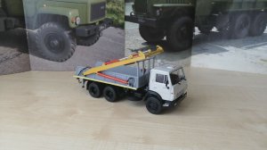 Обзор модели Камаз-5320 Самопогрузчик, масштаб 1:43, "Автоистория".