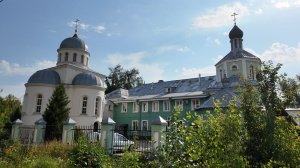 Церковь Андрея Рублева и церковь Иоанна Кронштадтского в Электростали