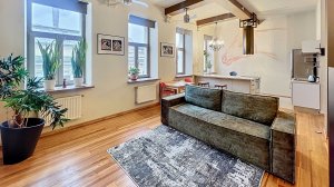 Прелестная студийная квартира в историческом особняке! Аренда 1-комнатной квартиры, 93 м² (ID 32401)