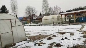 Дача, лёд, чай с пирожками