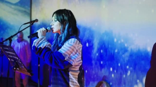 Театр звука в темноте с Линдой смотреть онлайн