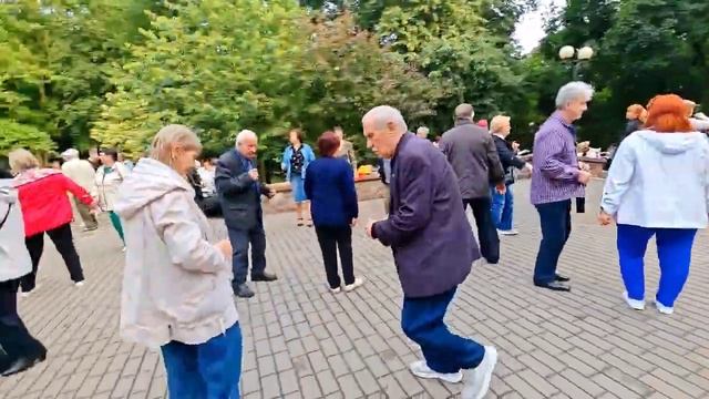 Мы уже Пенсионеры смотреть онлайн