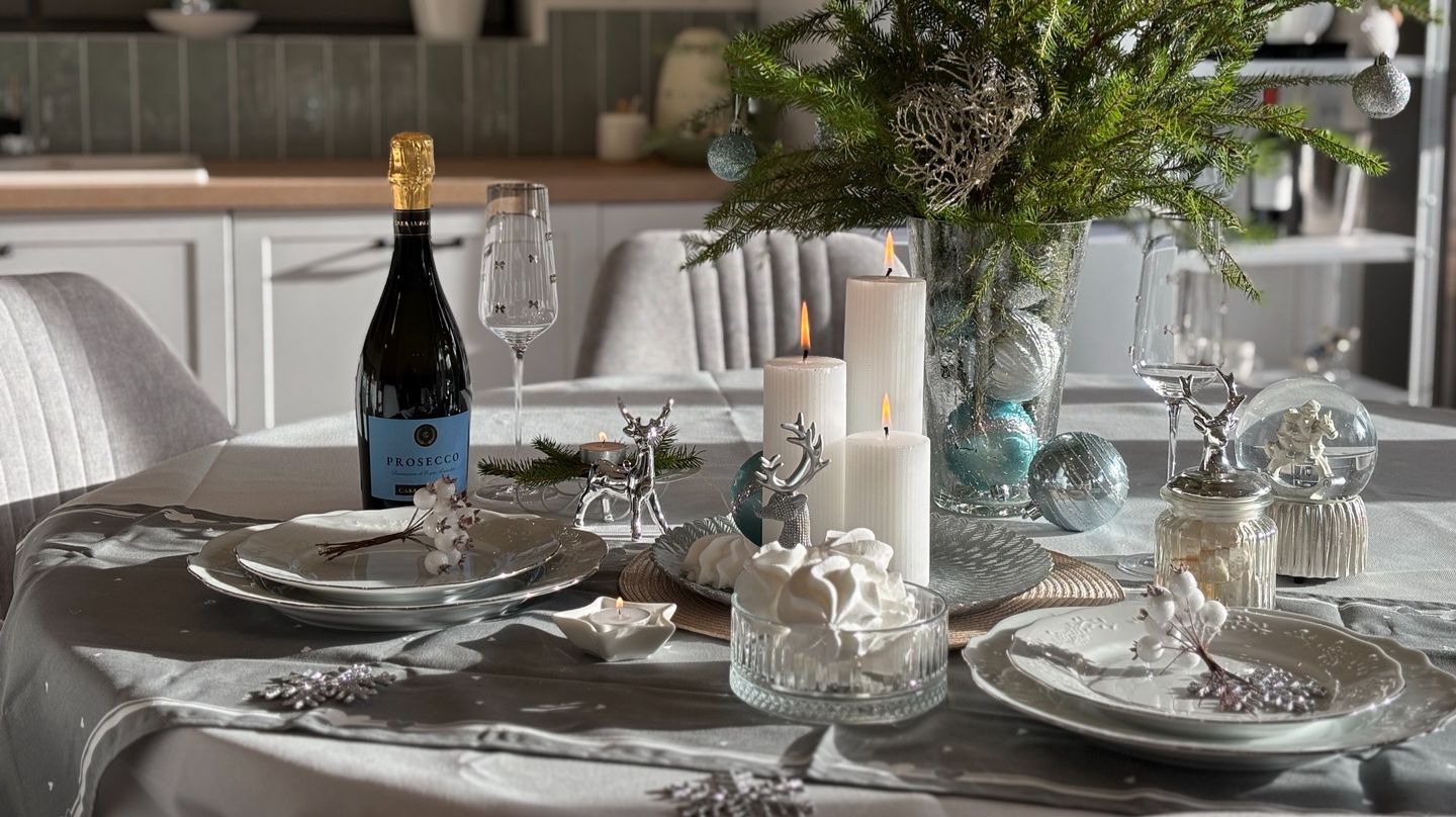 Уникальный дом с дизайнерским интерьером на участке, граничащем с лесом смотреть онлайн