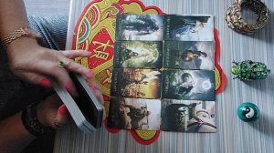 На что человек открыл свои глаза?