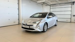 Toyota Prius, 2017 год