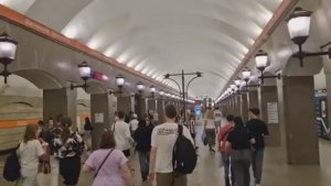 Метро Санкт-Петербурга 10 отличий от Москвы.