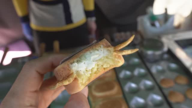 Оригинальный яичный хлеб дедушки / Оригинальный яичный хлеб — корейская уличная еда