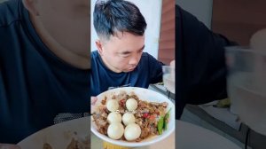 Video by Мукбанг. ASMR. Китайцы едят на камеру. Мокбанг (720p) (2)