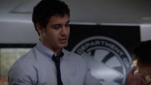 Скорпион 1 сезон 21 серия «Клиффхэнгер» (сериал, 2015)