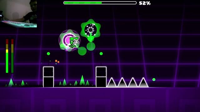 играю в Geometry dash смотреть онлайн