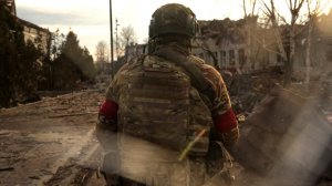 Военные ВС России спасли и эвакуировали семью из Новоэкономического