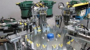 Машина для сборки прищепок