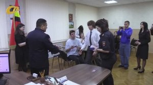 НАЧАЛЬНИК ЖЕЛЕЗНОГОРСКОЙ ПОЛИЦИИ ВРУЧИЛ ПАСПОРТА 14-ЛЕТНИМ АКТИВИСТАМ "ДВИЖЕНИЯ ПЕРВЫХ"