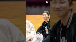 WEVERSE live МИНИ и МОНИ 2025.11.21