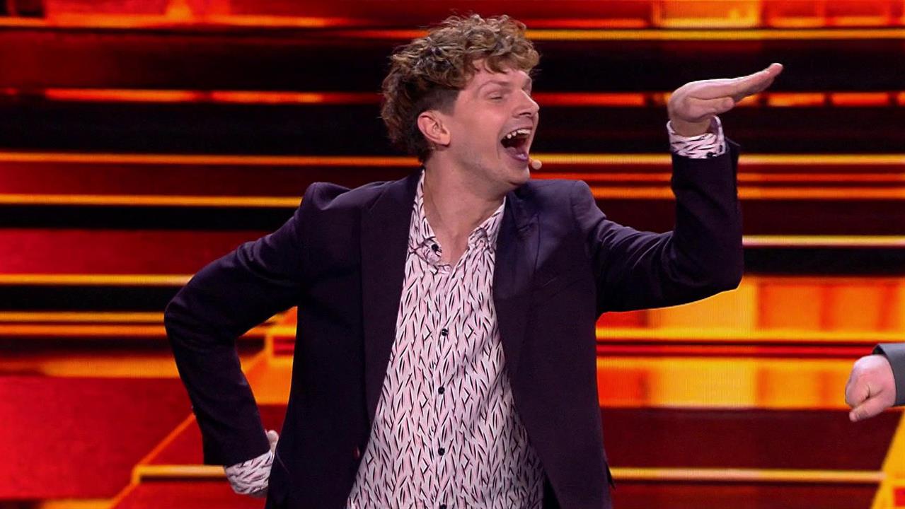 Смотрите сегодня вечером на Первом канале новое юмористическое шоу "Команды".