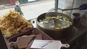 Жареный сладкий картофель — корейская уличная еда