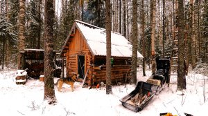 Километры брошенных РЕЛЬС! Добываю МЕТАЛЛ в зимней ТАЙГЕ!
