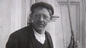 Выставка работ авангардиста Владимира Татлина открывается в Центре "Зотов" в Москве