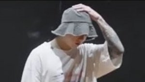 СРОЧНО🔴"Чонгук — бабник, обвиняемый в связях с несколькими девушками": Чонгук и RM в лайве (2025)