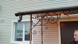 Вода с крыши крыльца  размывает дорожку! Что делать?