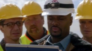 Скорпион 1 сезон 12 серия «Домино» (сериал, 2015)