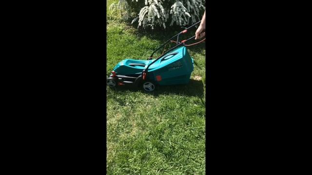 Газонокосилка Bosch ARM 37 [Видео отзыв от nibbl ] смотреть онлайн