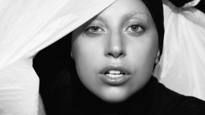 Lady Gaga - Applause (Official Music Video)