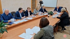 На зарплату. Администрация Ревды предложила Думе скорректировать муниципальный бюджет