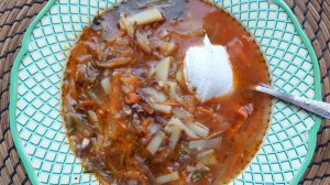 Щи с говядиной, ароматной поджаркой. Наваристые, аппетитные, сытные.